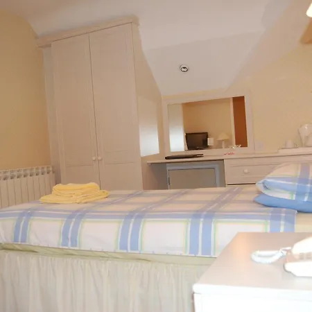 La Michele Hotel
